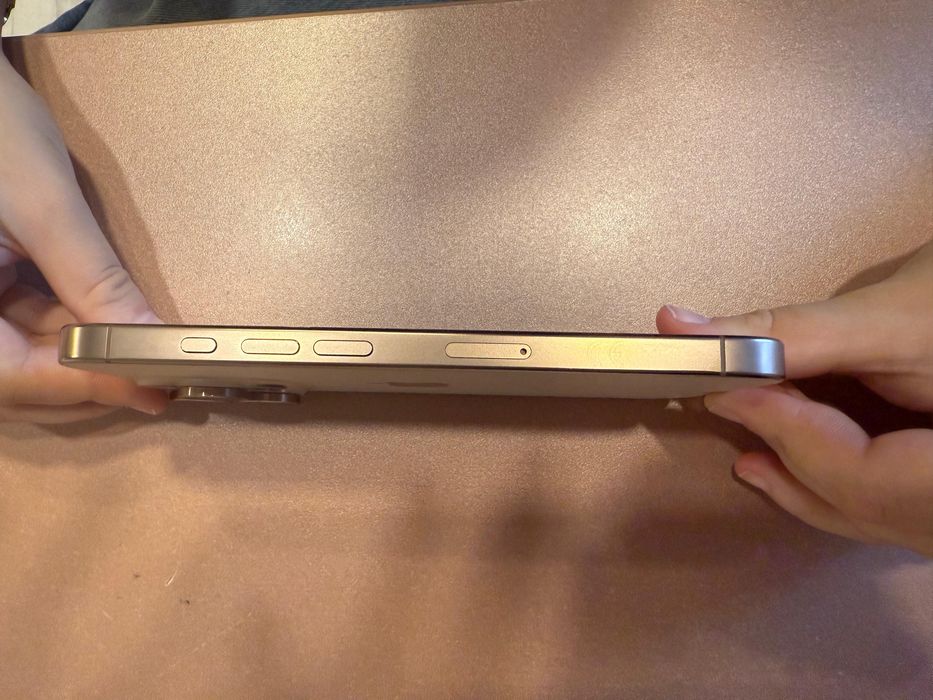 Iphone 16 pro inca cu garantie