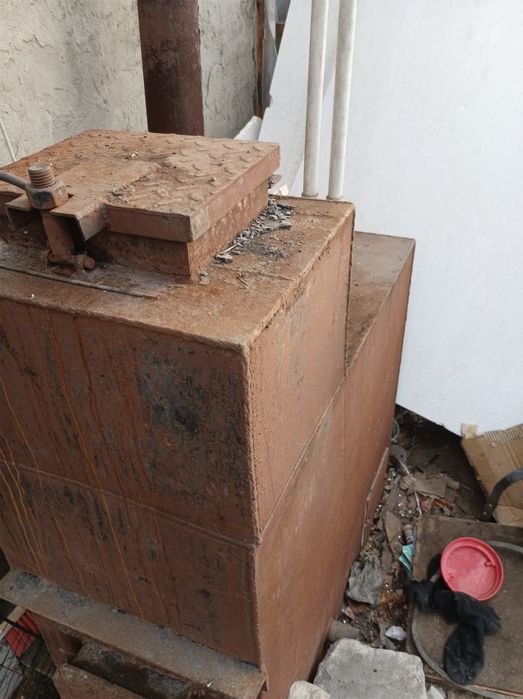 Продам срочно котёл отопления