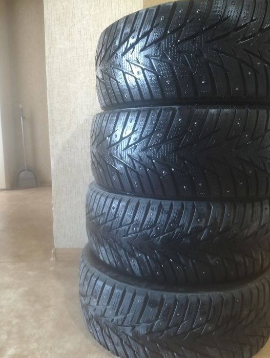 Зимние шины комплект