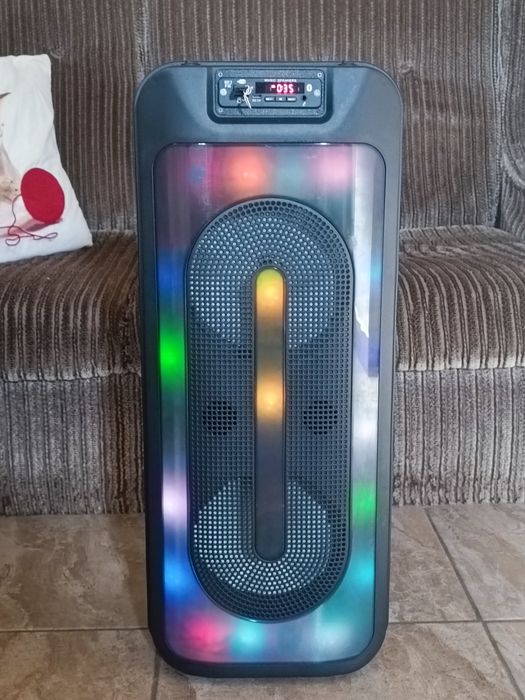Boxa portabila bluetooth în stare foarte bună