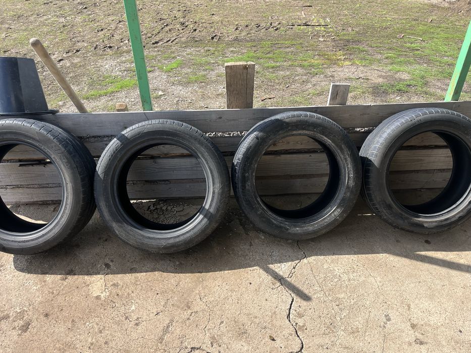 Продам летние шины 225/55 R17