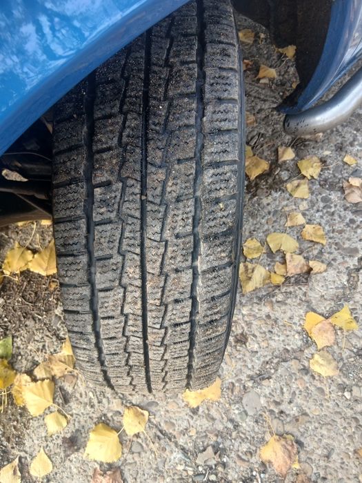 Vind mercedes sprinter an 2001 înmatriculat recent