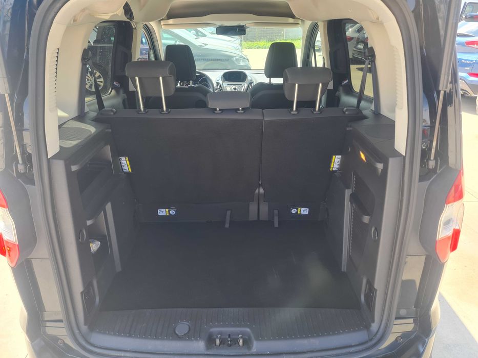 Ford Tourneo Courier 1.0 Ecoboost  100C.P. an2016 cash sau rate fixe