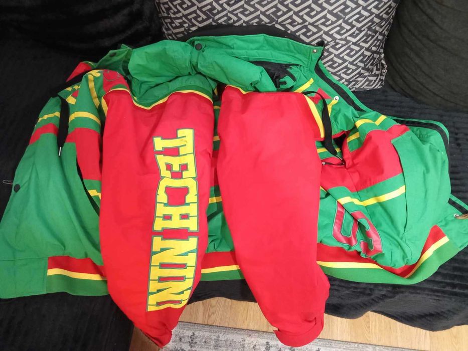 Отлично ски/борд яке