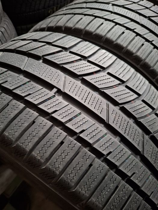 4 Anvelopele de iarnă  245 35 r18 si 225 40 r18 Toyo
