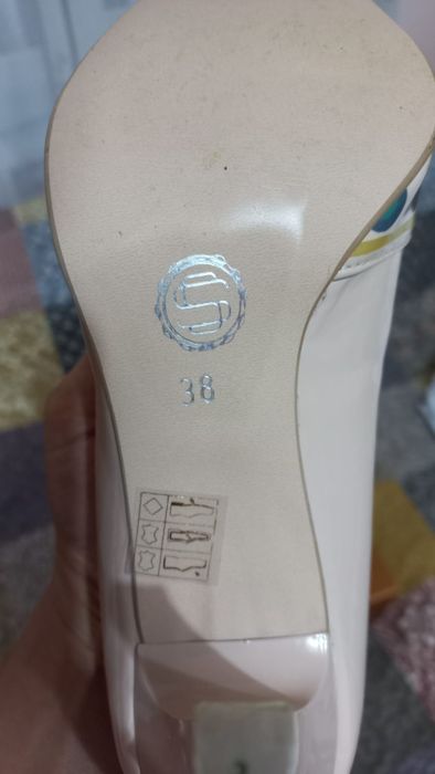 Pantofi piele naturala, 38 marimea