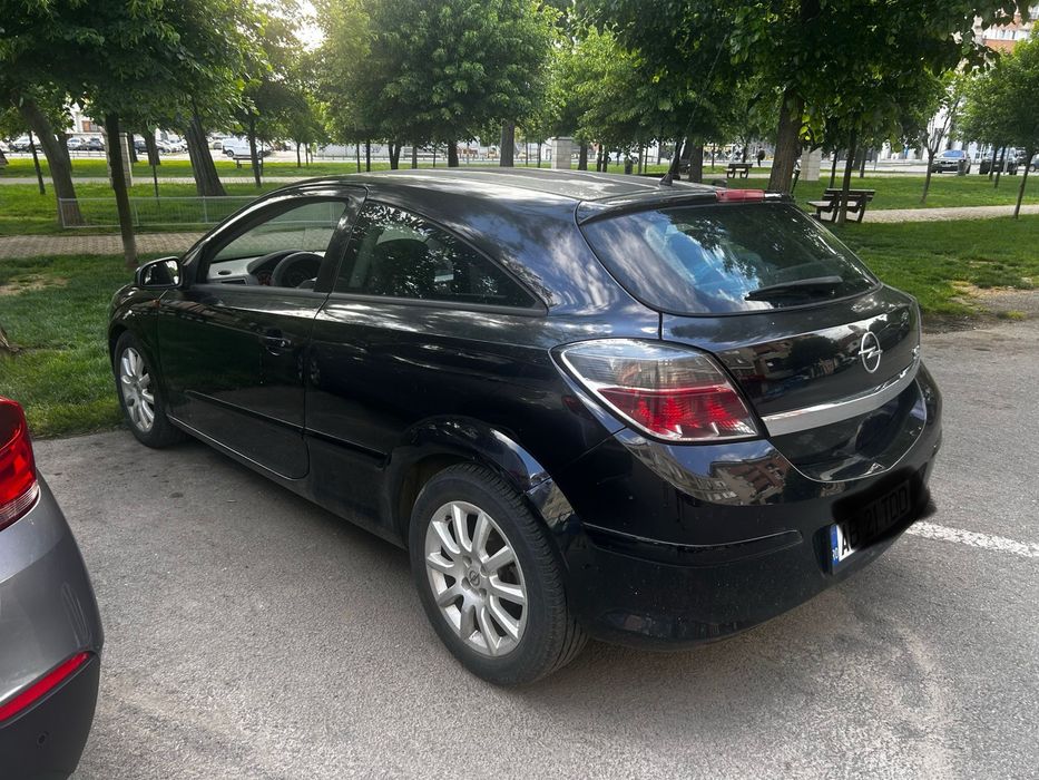 Opel Astra 1.4 benzina an 2005
