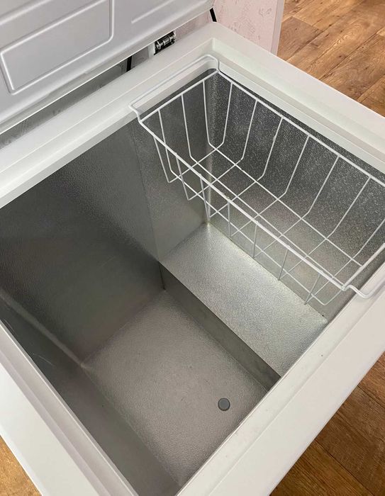 Продам морозильную камеру