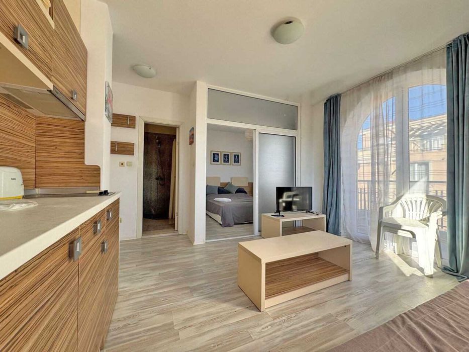 Продава се Двустаен апартамент в к.к. Слънчев бряг - 40 кв.м за 1413 €/кв.м - Снимка #4