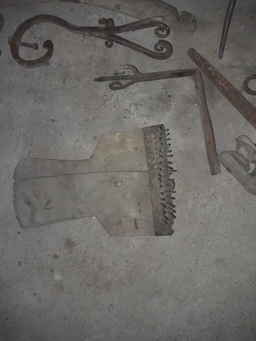 Vând obiecte vechii