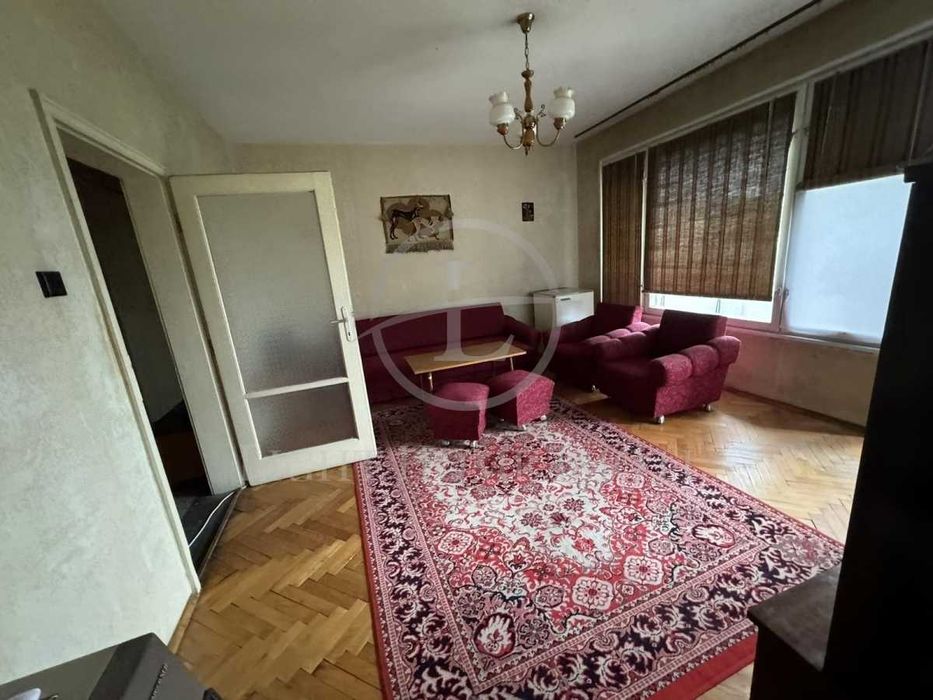 Продава се Двустаен апартамент в Пловдив, Христо Смирненски - 65 кв.м за 1114 €/кв.м - Снимка #1