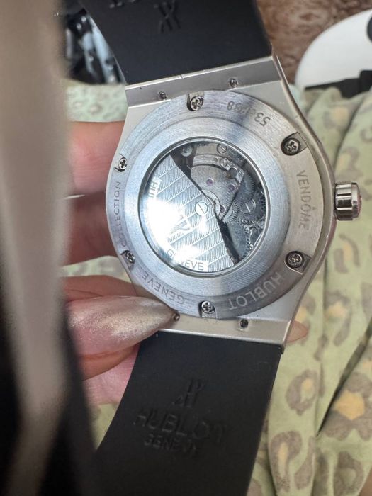 Механические часы Hublot