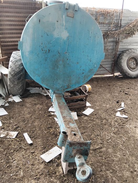 Прицепной водавоз