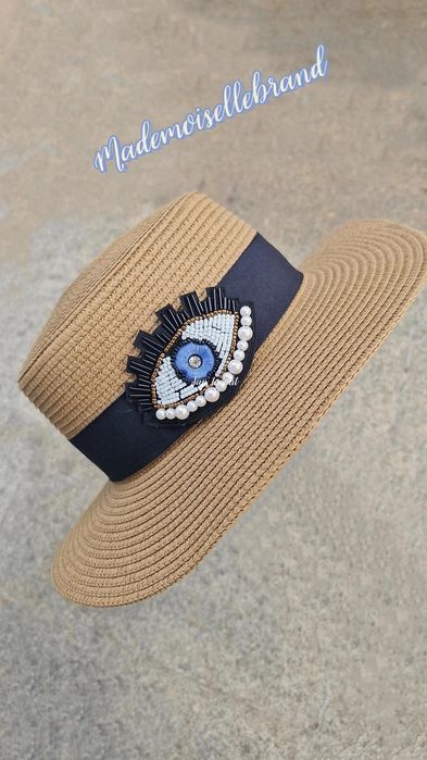 Дамска шапка ръчна изработка