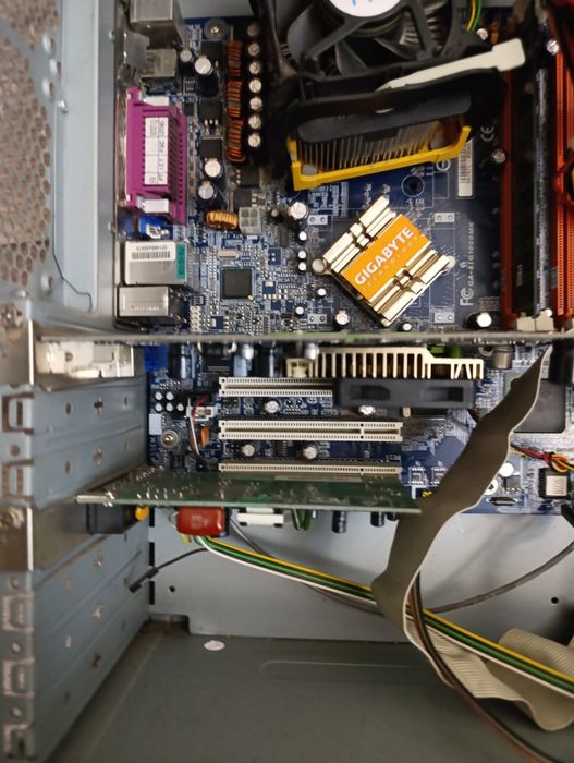 Продам процессор на запчасти.