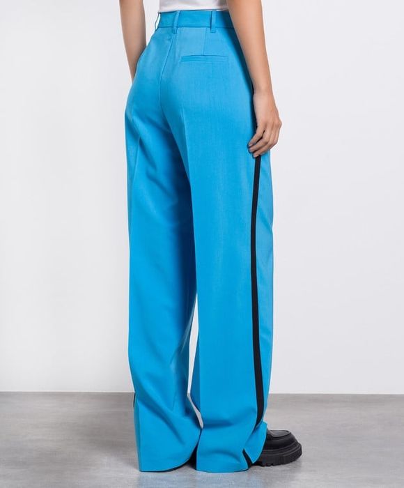 Син панталон с кант Twinset,размер M , нов с етикет!