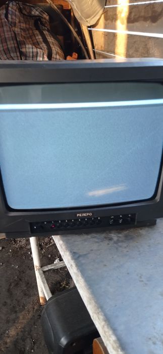 Саветский чорно белый телевизор,релеро,220в ,12в