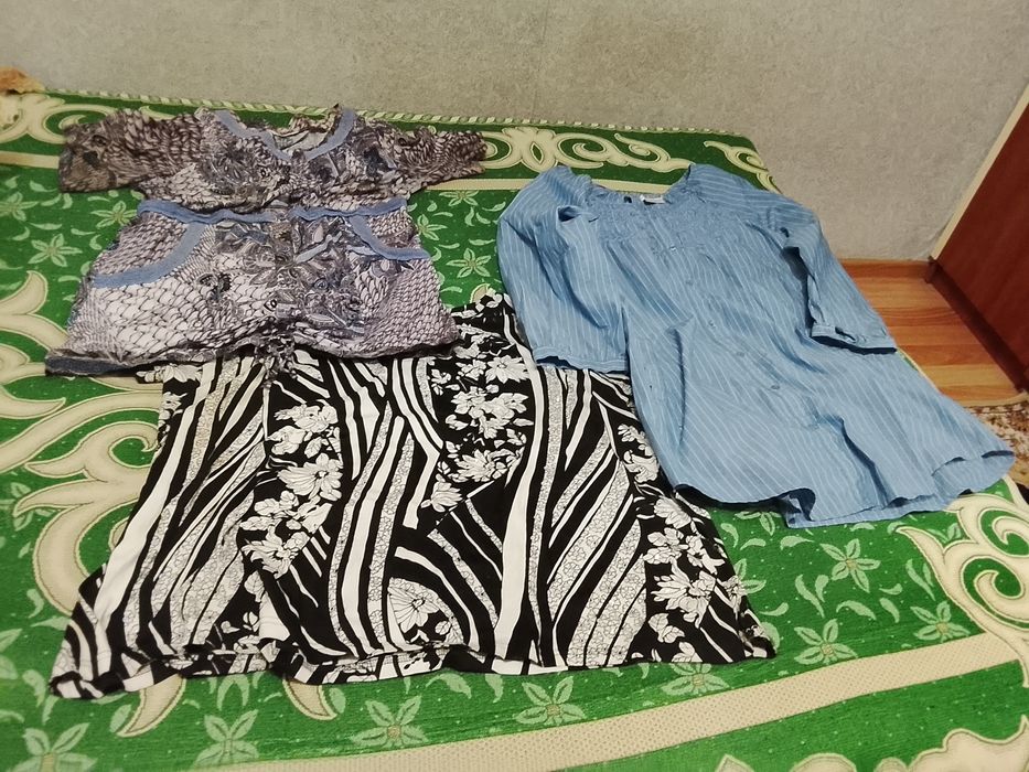 Отдам даром  кофты