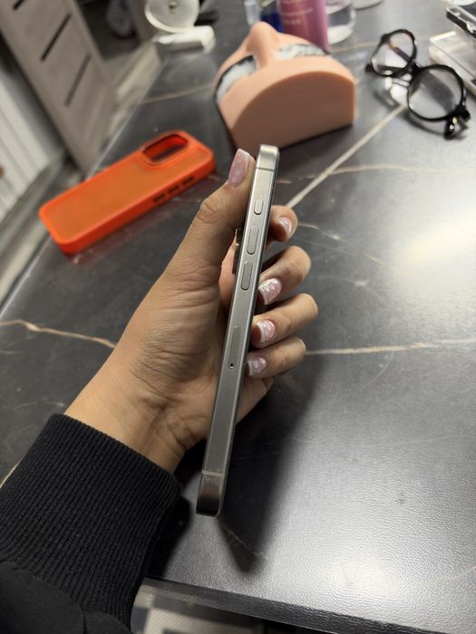 Продам iphone 15 pro