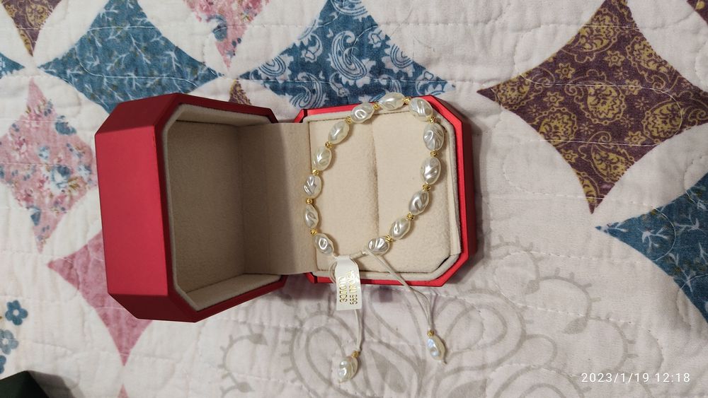 Продам хитовые красные нитки!