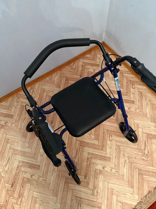 Ходунки для пожилых