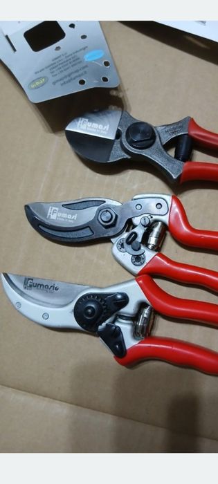 Foarfeca profesionala pentru gradina FUMASI