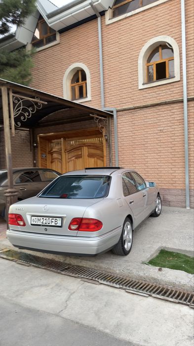 Mercedes benz w210 E280