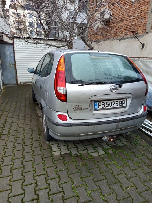 Нисан Алмера Тино