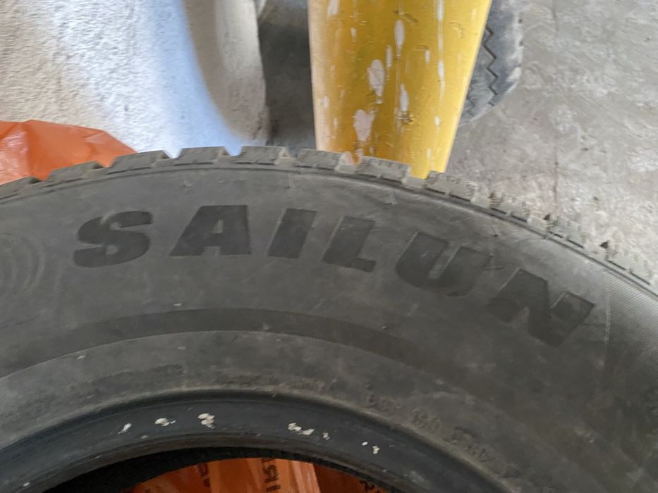 Шины на красовер и бус