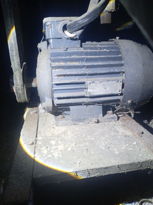 Электродвигатель