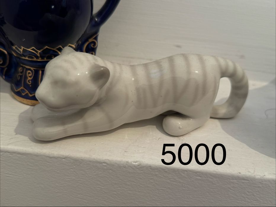 Продам статуэтки