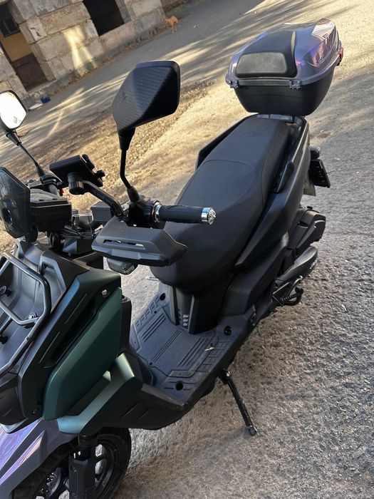 Продам мопед танк