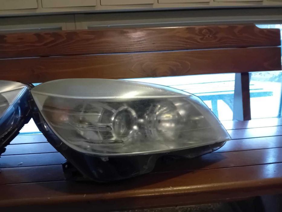 Фарове за Хонда Сивик 7-ма генерация