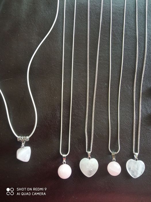 Бижута с камъни естествени