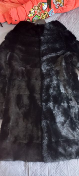 Продам шуба черный бриллиант