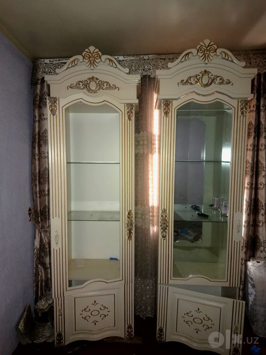 Klassik servant (vitrina) mebellari, 2 dona (juft