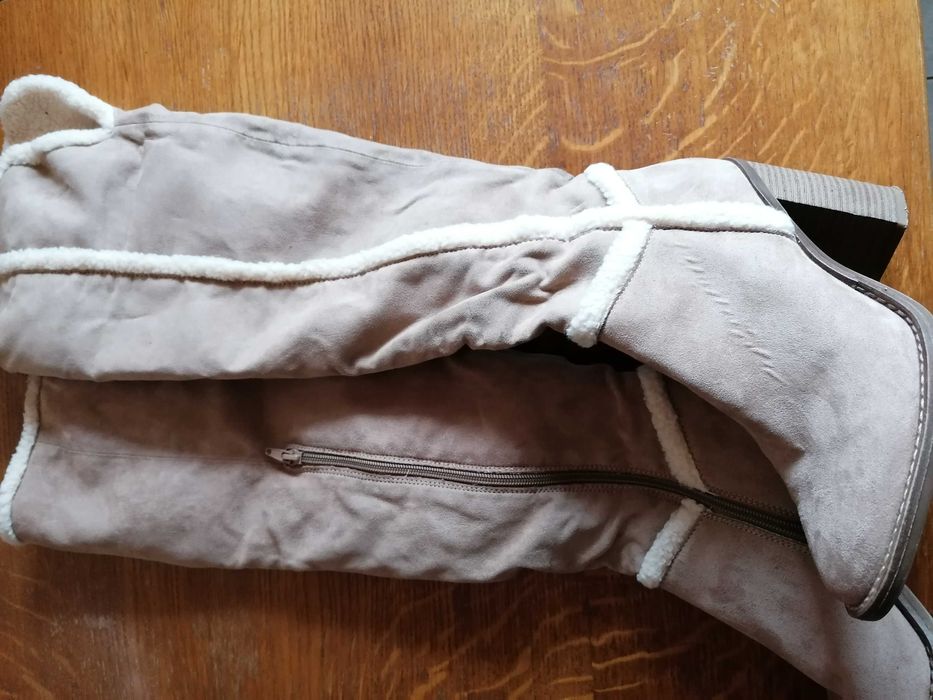 Cizme pentru dama din piele intoarsa de culoare maro