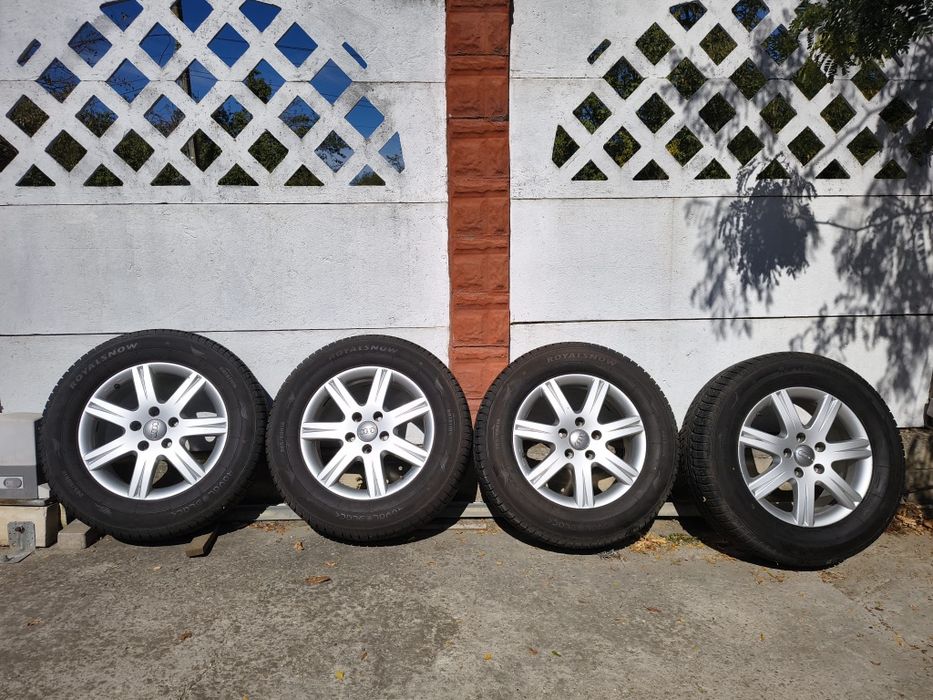 Vând Jante  Audi Q7 cu anvelope de iarna noi noi