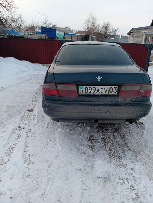 Продам Машина Тойота Карина е