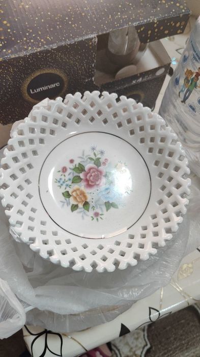 Продам весь набор посуды. Звонить в любое время