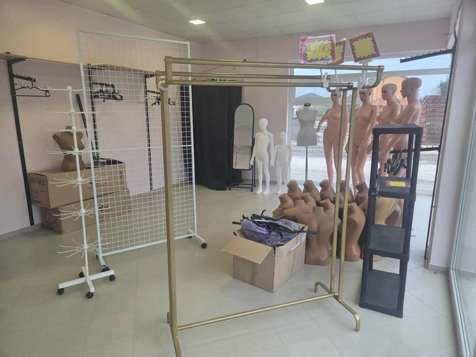 Маникени за дрехи