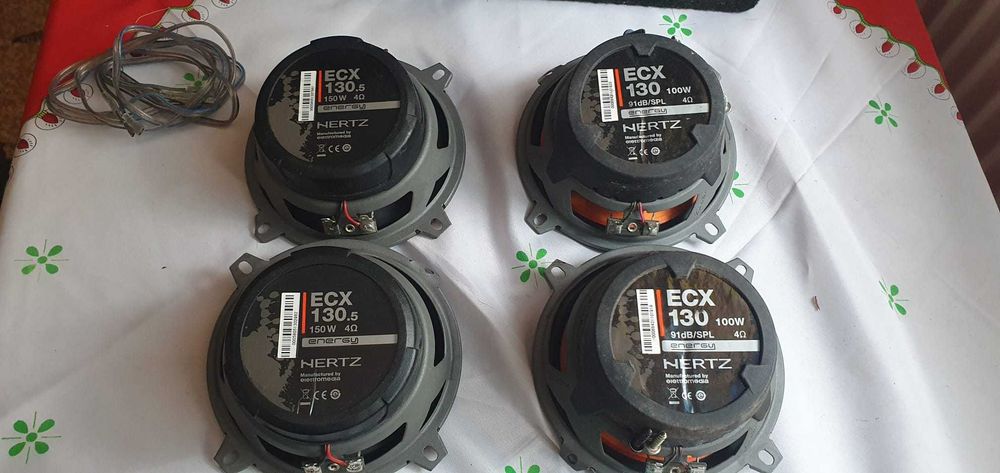 Statie auto Alpine  , subwoofer , boxe si cabluri