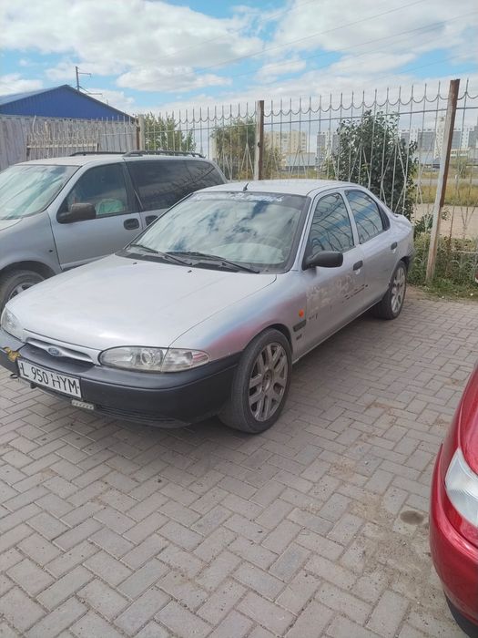 Продам форд мондэу 1