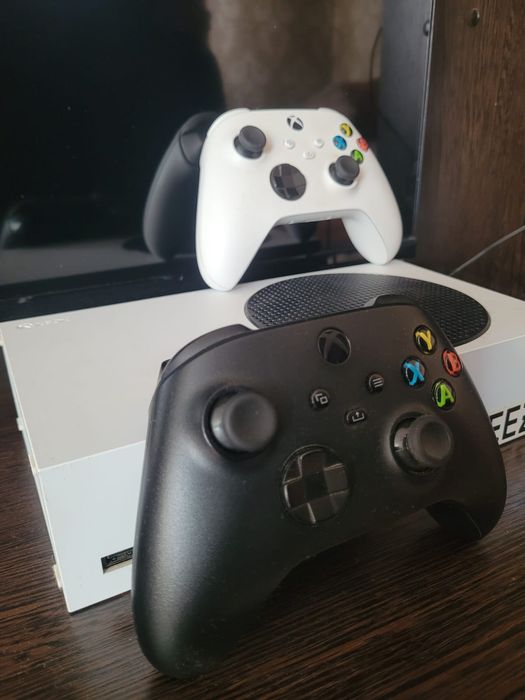 Продам Xbox series S