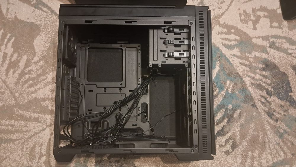 Carcasa CoolerMaster Silencio 652