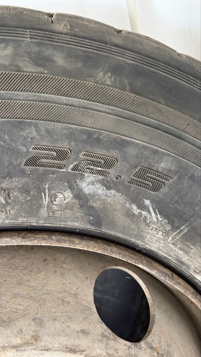 Продам резину с диском