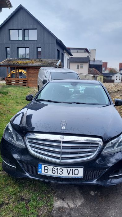 Mercedes E 300 hibrid