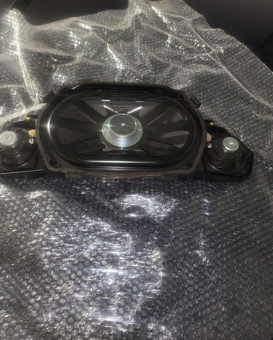 Mercedes w221 субуфер/ високоговорител