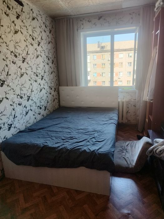 Кровать двуспальная
