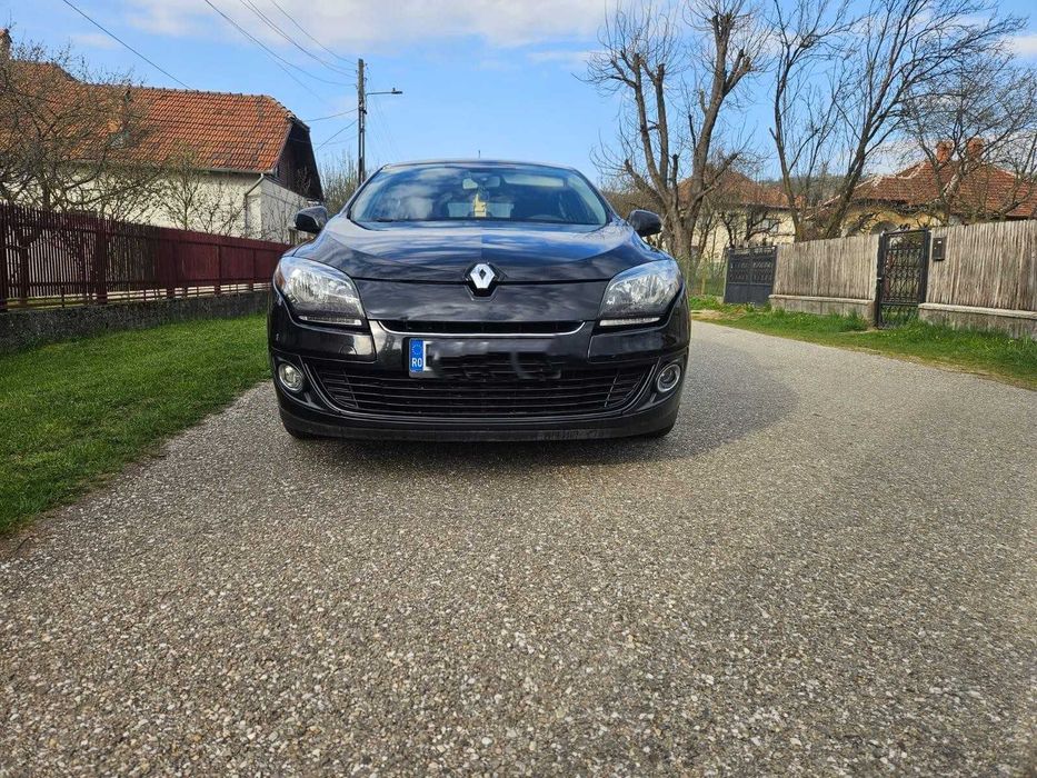 RENAULT Megane 2013